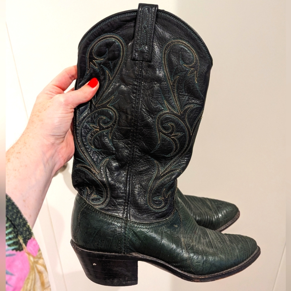 Size 9 Dan Post Green and Black Cowboy Lizard skin Boots